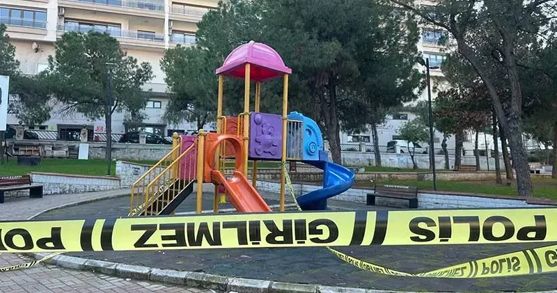 Çocuk parkında yan bakma kavgası; 1 ölü, 1 yaralı