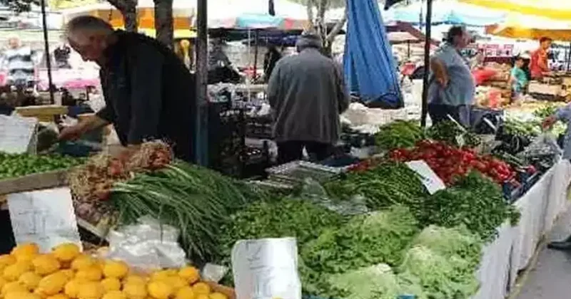 Pazar alışverişi için evden çıktı, kamyonun altında can verdi