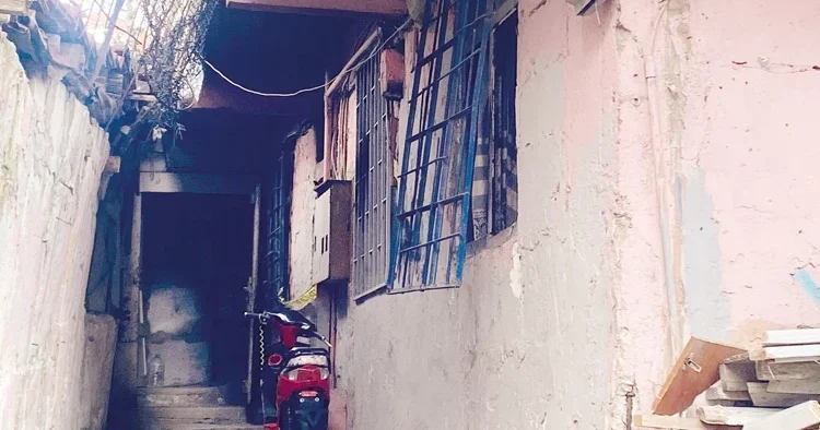 3 kardeş ölmüş ağabeyleri de ağır yaralanmıştı... Faciayı komşuları anlattı: Anne bizi arayıp yardım istedi