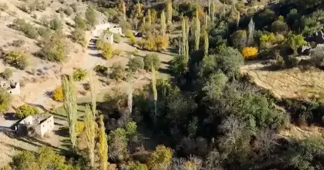 Uludere ilçesindeki sonbahar renkleri dronla görüntülendi VİDEO İZLE