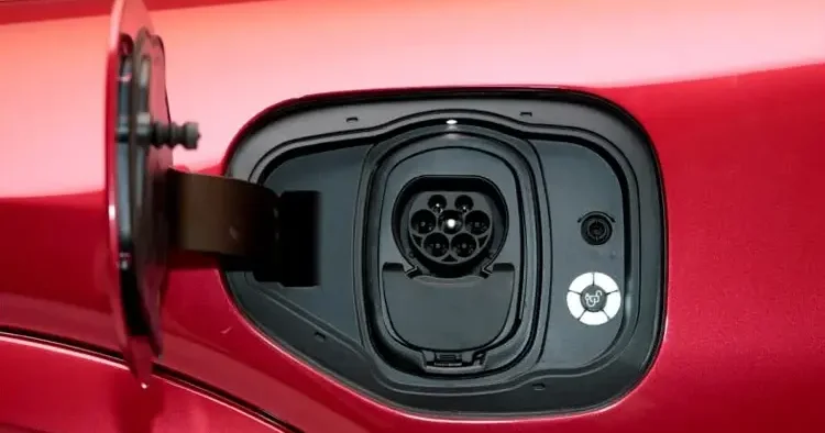 Dünyada bu yıl elektrikli araç satışları rekor kırdı