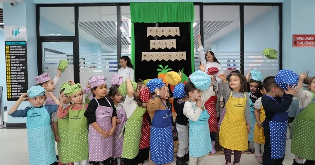 Büyükşehir in miniklere özel merkezinde Minik Şefler Mutfakta etkinliği Kayseri Haberleri