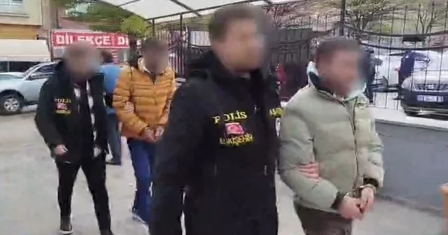 Kilitli motosikleti çalan 2 şüpheli yakalandı Eskişehir Haberleri