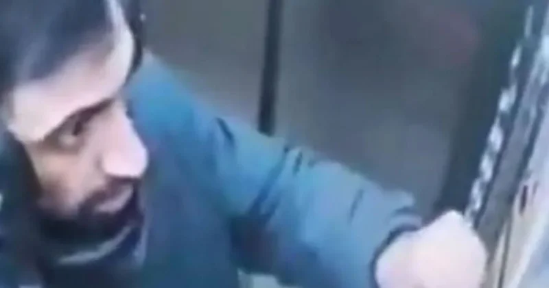 Atatürk ün portresine kuryeden çirkin saldırı! Sıcak gelişme SON DAKİKA HABER Son dakika haberleri