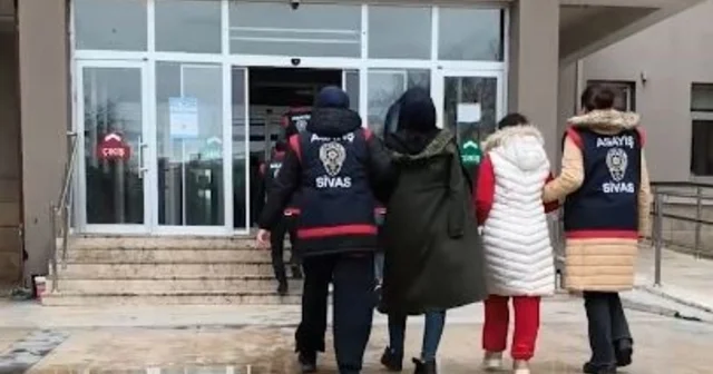 Evlilik vaadiyle dolandırdılar, kaçamadan yakalandılar Sivas Haberleri