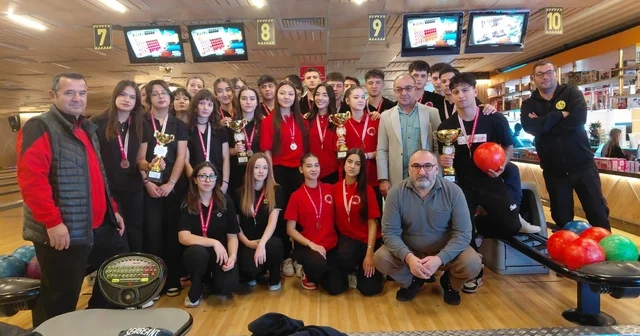 Eskişehir de Okul Sporları Bowling Müsabakaları tamamlandı Eskişehir Haberleri