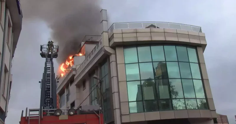 Ataşehir de otel yangını