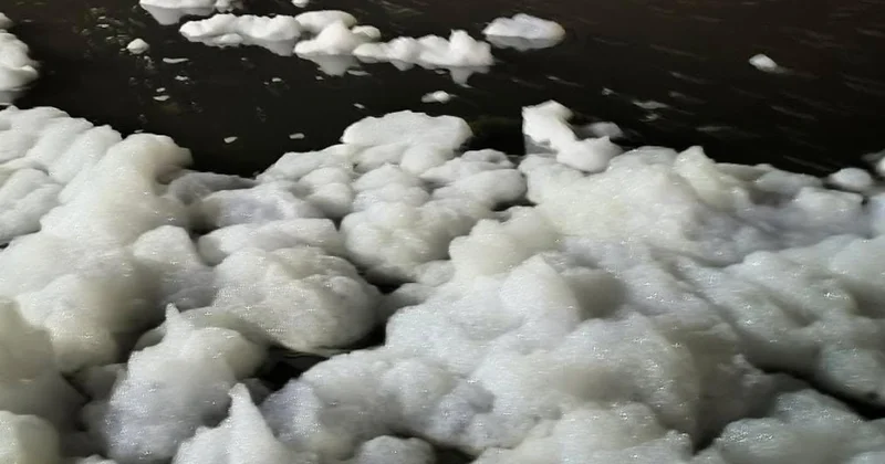 O ilçemiz diken üstünde: Köpükler oluşmaya başladı Sözcü Gazetesi