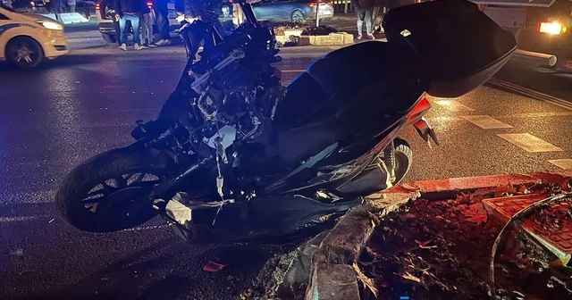 Menteşe de motosiklet tıra çarptı: 1 ölü Muğla Haberleri