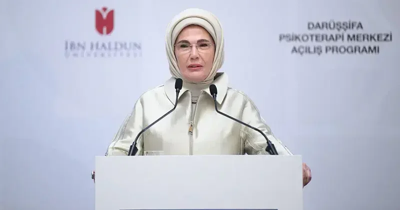Emine Erdoğan, İHÜ İPAM Darüşşifa Psikoterapi Merkezi nin açılışına katıldı