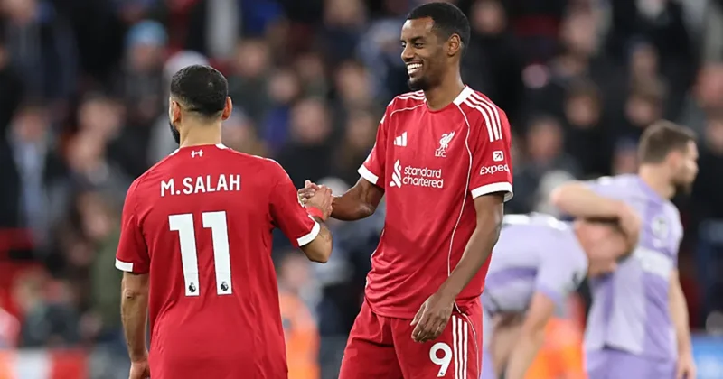 Premier Lig de Liverpool ve Chelsea, ikişer golle galibiyete uzandı