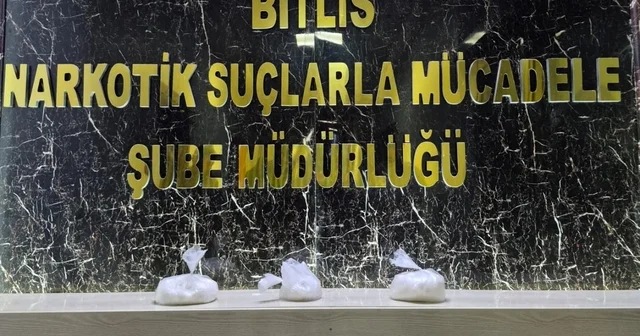 Bitlis te 3 kilo 210 gram metamfetamin ele geçirildi Bitlis Haberleri