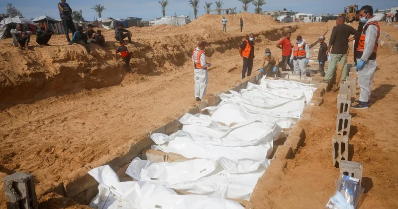 Soykırımcı İsrail in Gazze ye saldırılarında can kaybı 70 bin 654 e yükseldi