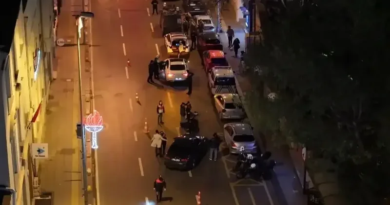 Ekipler kuş uçurtmadı: Kadıköy de helikopter destekli Huzur İstanbul denetimi İstanbul Haberleri