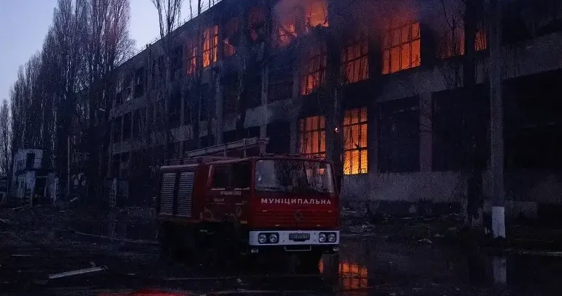 Zelenskiy: Rusya 30 füze ve 450 den fazla İHA ile saldırı düzenledi Dünya Haberleri