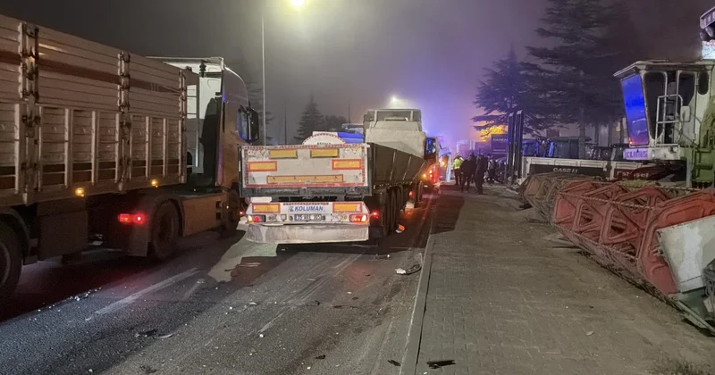 Eskişehir de tır ile servis minibüsü çarpıştı