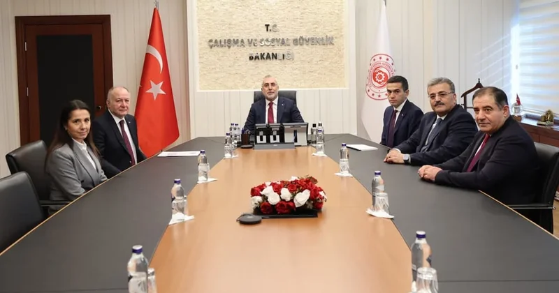 Türk İş’in kapalı zarfındaki talebi: Asgari ücret 39.525 lira olsun Sözcü Gazetesi