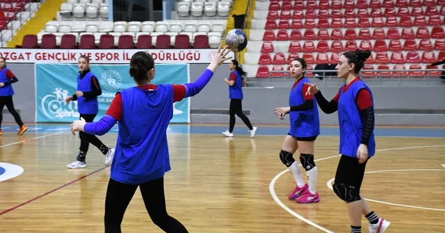 Yozgat ın namağlup lideri Süper Lig hedefini sürdürüyor Yozgat Haberleri