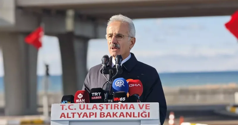 Bakan Uraloğlu, Van Çevre Yolu nun 28 kilometrelik 2 etabının açılışını yaptı