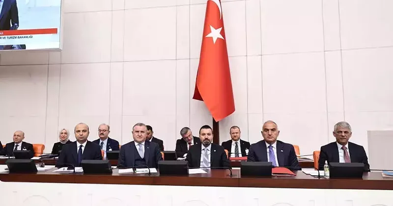 Bakan Bak: 1 milyon öğrencimizi yurtlarımızda ağırlıyoruz