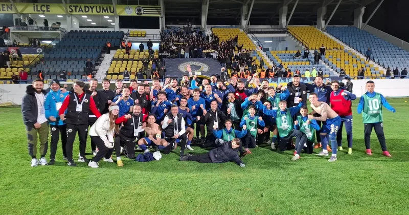 Şampiyonluğa oynayan takıma aynı maçta 90+6 ve 90+7 darbesi