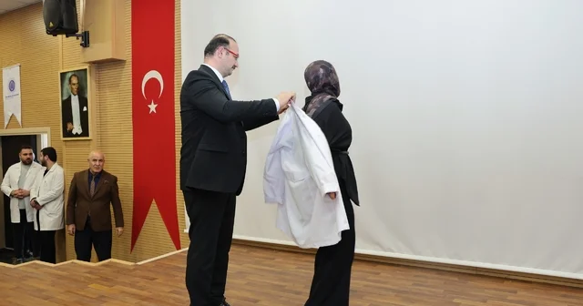 Geleceğin diş hekimleri mesleğe ilk adımlarını attı Erzurum Haberleri