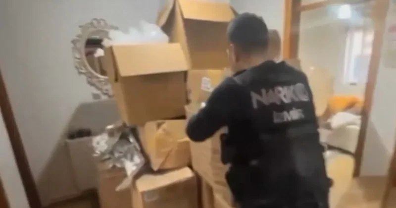 SON DAKİKA... Bakan Yerlikaya duyurdu! İstanbul ve İzmir de uyuşturucu operasyonu: 8 şüpheli tutuklandı!