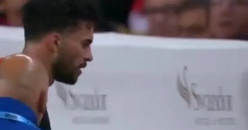 Antalyaspor G.Saray maçında olay! Oyundan alınınca çileden çıktı Sözcü Gazetesi