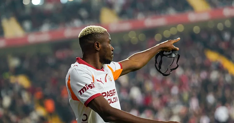 Victor Osimhen cezalı duruma düştü