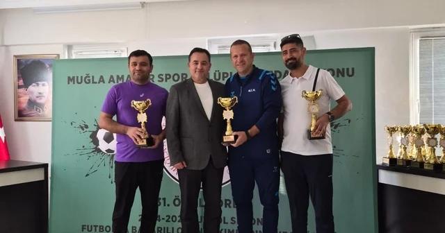 Bodrum Birlikspor un altyapı başarıları kupayla taçlandı Muğla Haberleri