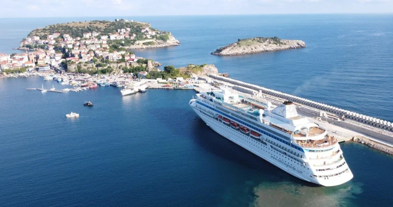 Kruvaziyer turizminde tarihi rekor: 10 ayda 2 milyon 97 bin 363 yolcu İş Yaşam Haberleri