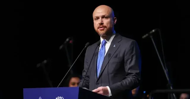 Bilal Erdoğan Aliya İzzetbegoviç in anma töreninde konuştu: Gerçek mücadele cephede değil insanın vicdanında başlar VİDEO İZLE