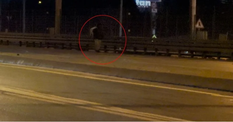 Son dakika: İstanbul Beylikdüzü E 5 Karayolu’nda tehlikeli yürüyüş: O anlar kamerada Son dakika haberleri