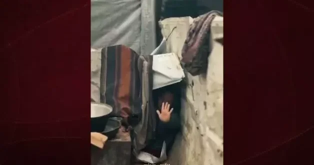 Gazze de masumlar soğuktan can veriyor