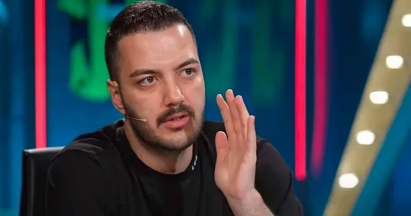 Galatasaray 3 futbolcuya aynı anda teklif yaptı