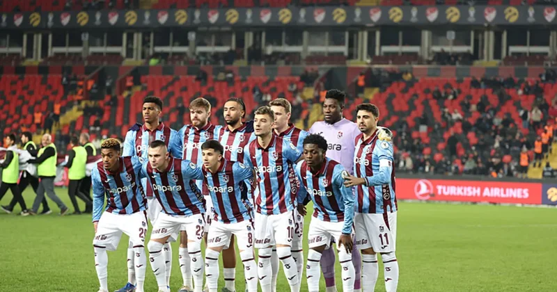 İSTANBULSPOR TRABZONSPOR CANLI Fırtına nın kupada rakibi İstanbulspor! Fatih Tekke nin 11 i belli oldu...