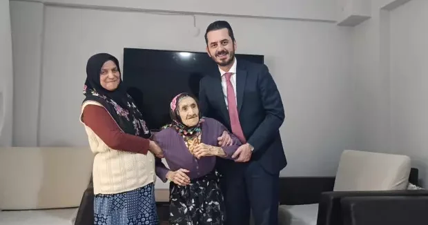 Bursa haberleri 121 yaşındaki Saadet ninenin Erdoğan isteği duygulandırdı 14 Ocak 2026