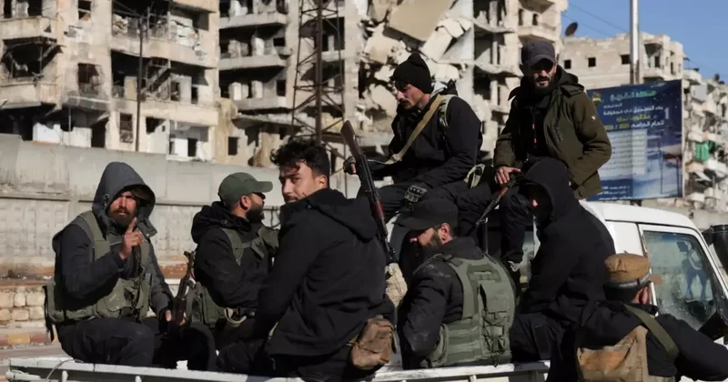 YPG/SDG Aranan Suçluları Katıyor