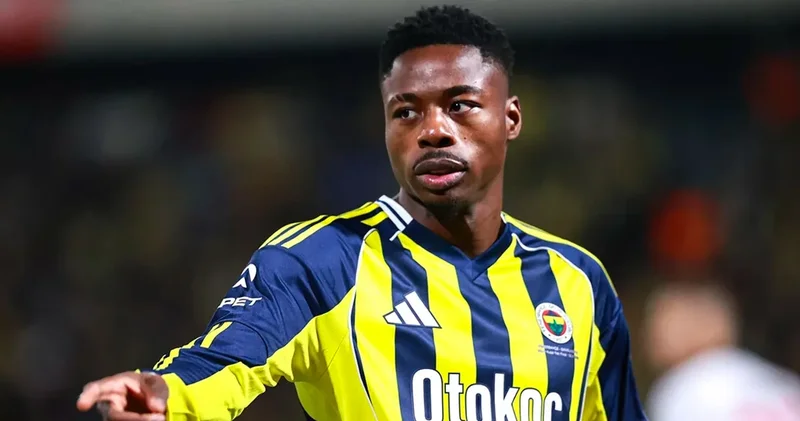 Fenerbahçe de Musaba sakatlandı: Oyundan çıktı