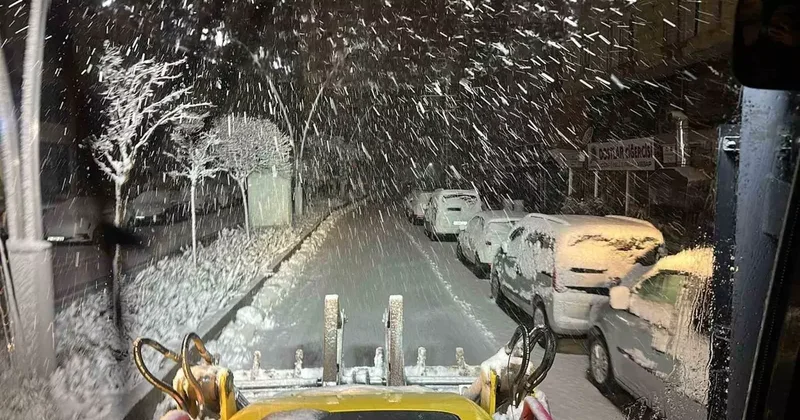 Yoğun kar Mardin’i beyaza bürüdü!