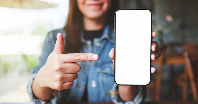 İşte tüm zamanların en kötü 13 telefonu... Geçen yılın iPhone u da listede yer alıyor Sözcü Gazetesi