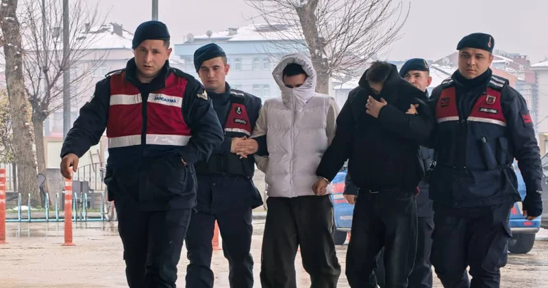 Bursa’nın en ünlü internet hırsızları tutuklandı