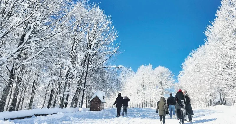 70 il dondu 36 ilde okullar tatil