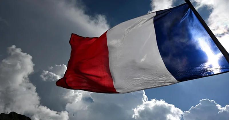 Fransa, İran a uydu terminalleri gönderme ihtimalini inceliyor