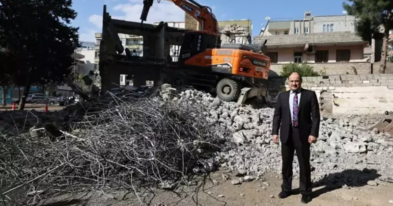 Şanlıurfa Büyükşehir, 25 metrelik yol projesi için 59 bağımsız yapının yıkımını tamamladı