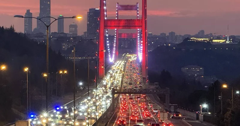 İstanbul da trafik durma noktasında!