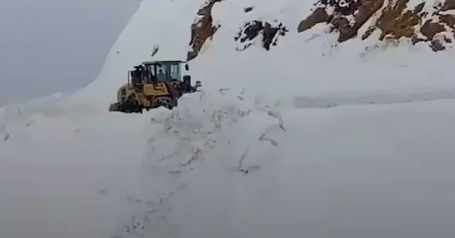 Hakkari’de 19 köy ve 38 mezra yolu ulaşıma açıldı VİDEO İZLE