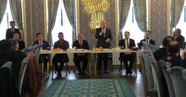 Tarihi konakta Ramazan öncesi Zekat buluşması Erzurum protokolü ve esnafı hayırlı işler için bir araya geldi Erzurum Haberleri