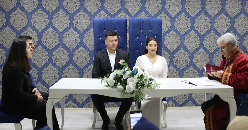 Trakya da 68 çift Sevgililer Günü nde evlendi Sözcü Gazetesi