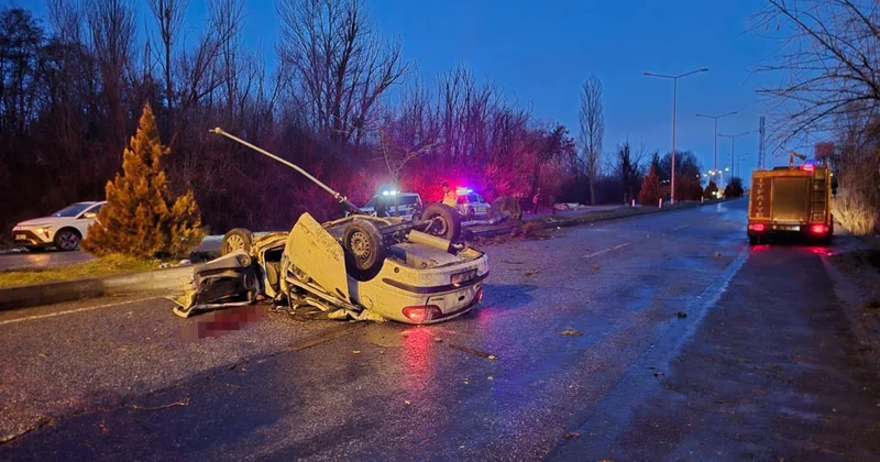 Bingöl’de feci kaza: Kontrolden çıkan otomobil takla attı, 22 yaşındaki genç öldü Sözcü Gazetesi